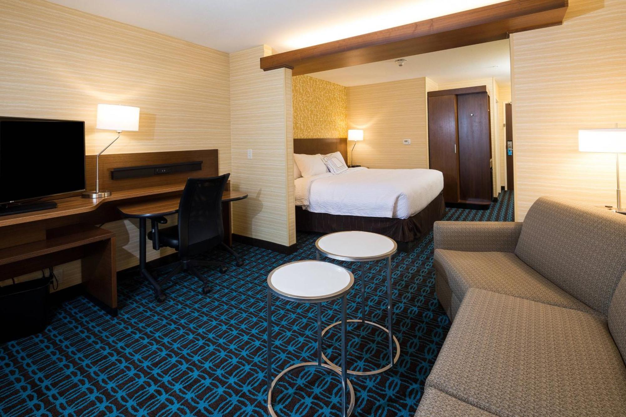 Fairfield Inn & Suites By Marriott Detroit Chesterfield Exterior foto